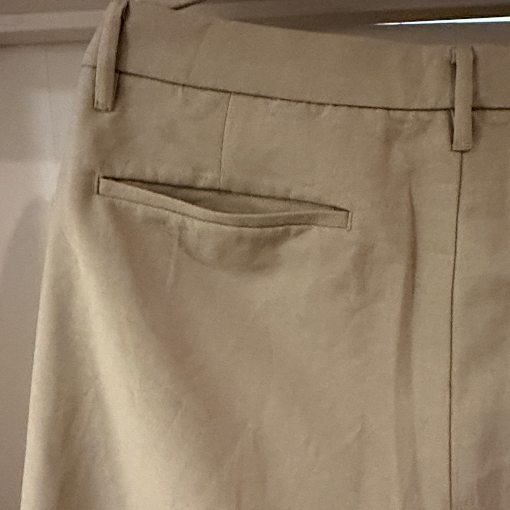 Bonobos Performance Link Pants Khaki Heather in Athletic Fit - Picture 7 of 9